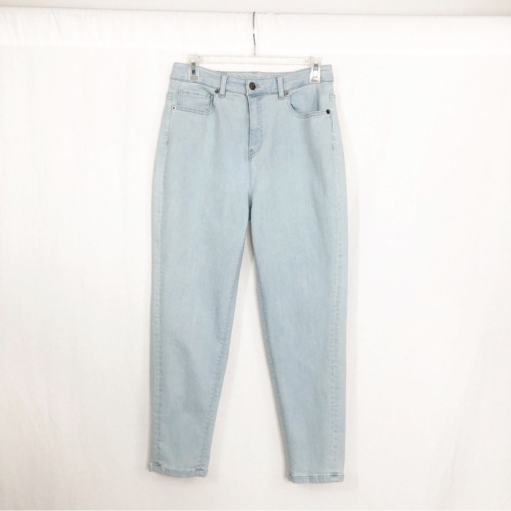 Made In Earth High Rise Mom Straight Leg Jeans, Size 8, Blue